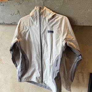 Patagonia Windbreaker size small